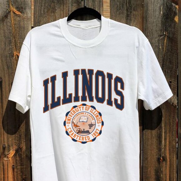 Tops - Vtg Style 1867 University Of Illinois T-Shirt Illinois Fighting Illini Tee Shirt